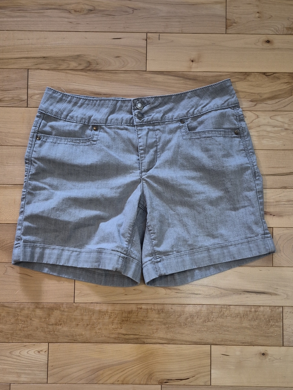 Santana Jeans Women's Size 10 Light Gray Casual Shorts